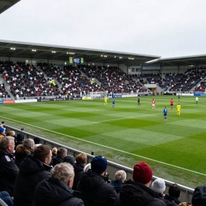 HK Kopavogur hủy diệt Vestri 6-2 tại 1. Deild